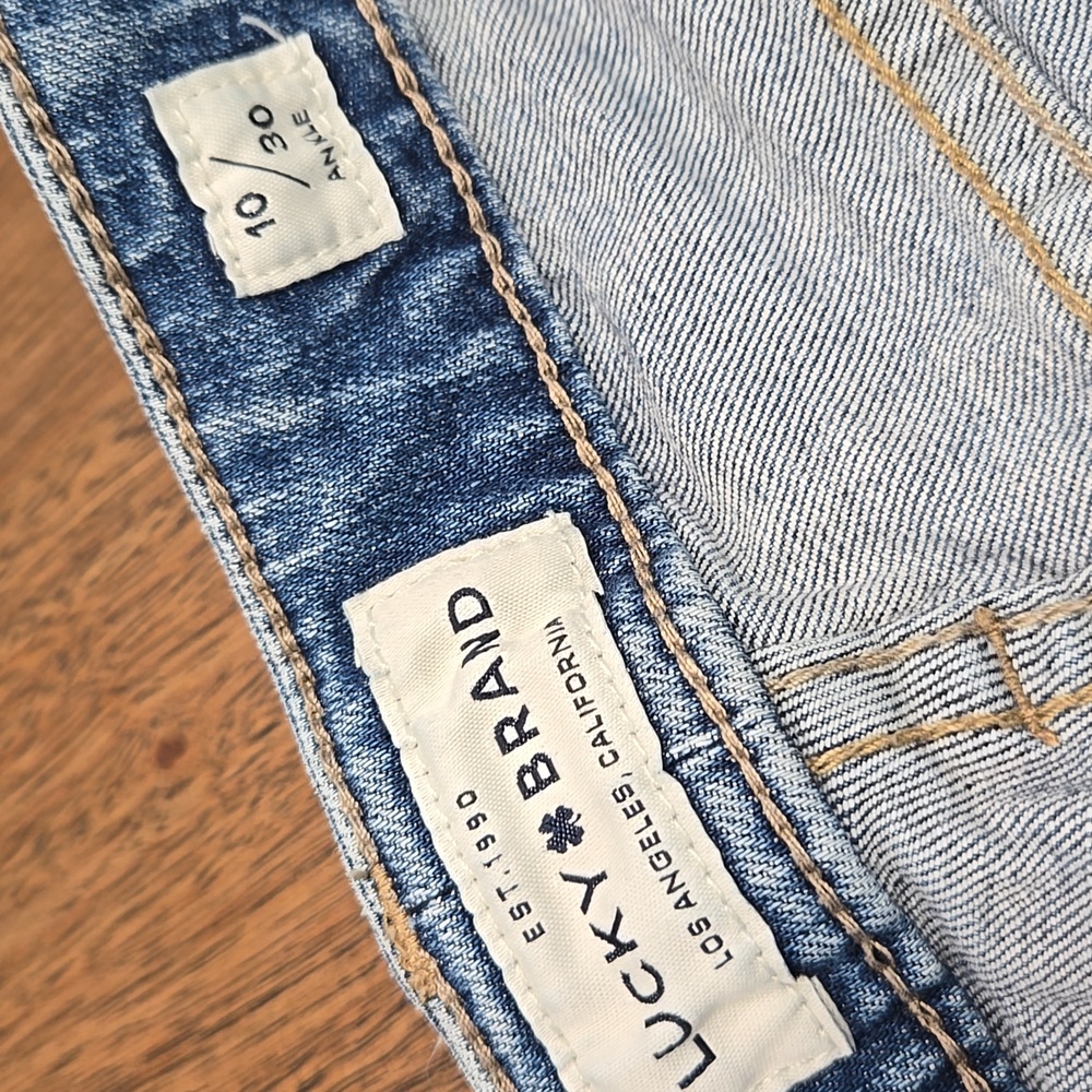 Lucky Brand Lolita Skinny Embroidered Jeans 25" Inseam - Picture 6 of 14